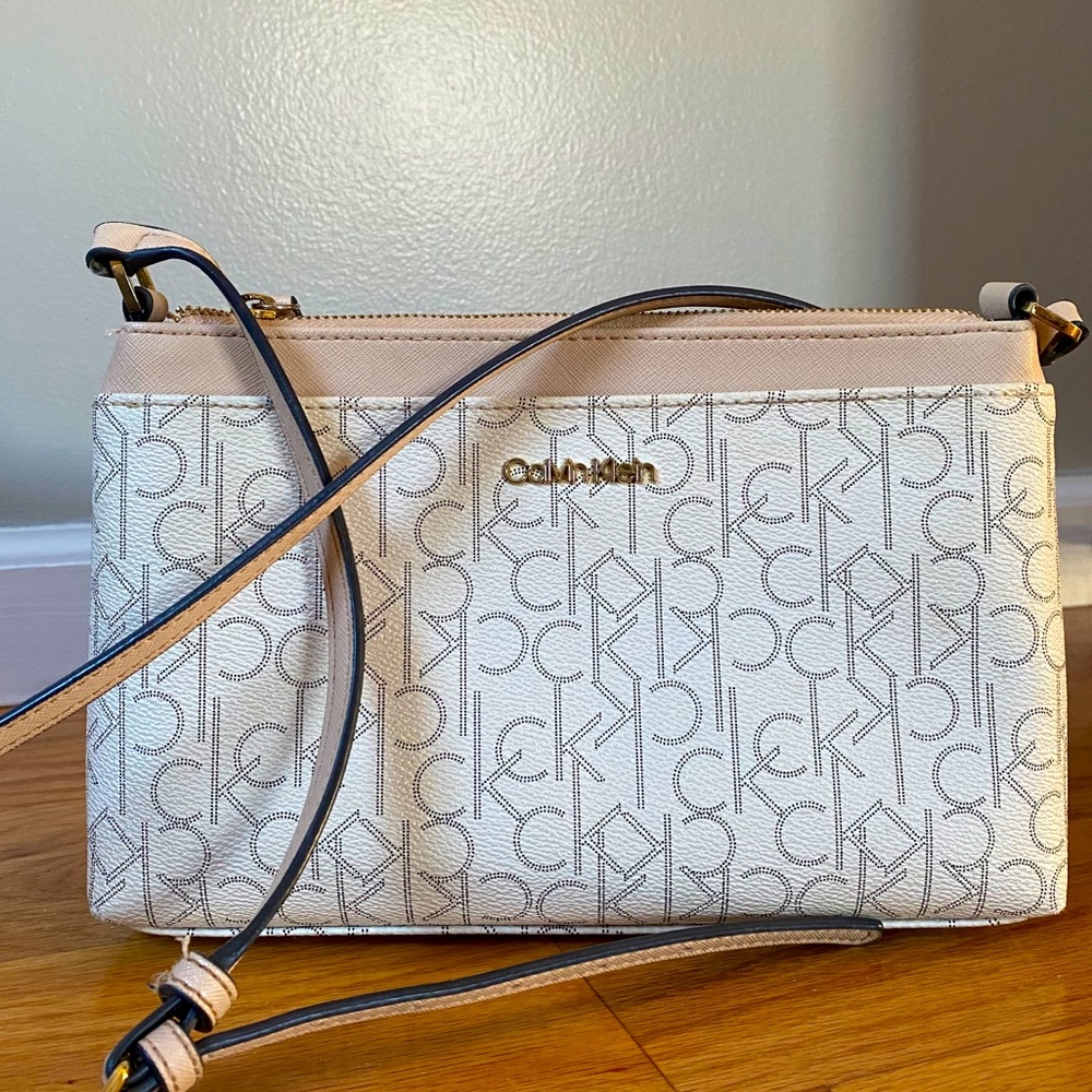 Calvin Klein Crossbody